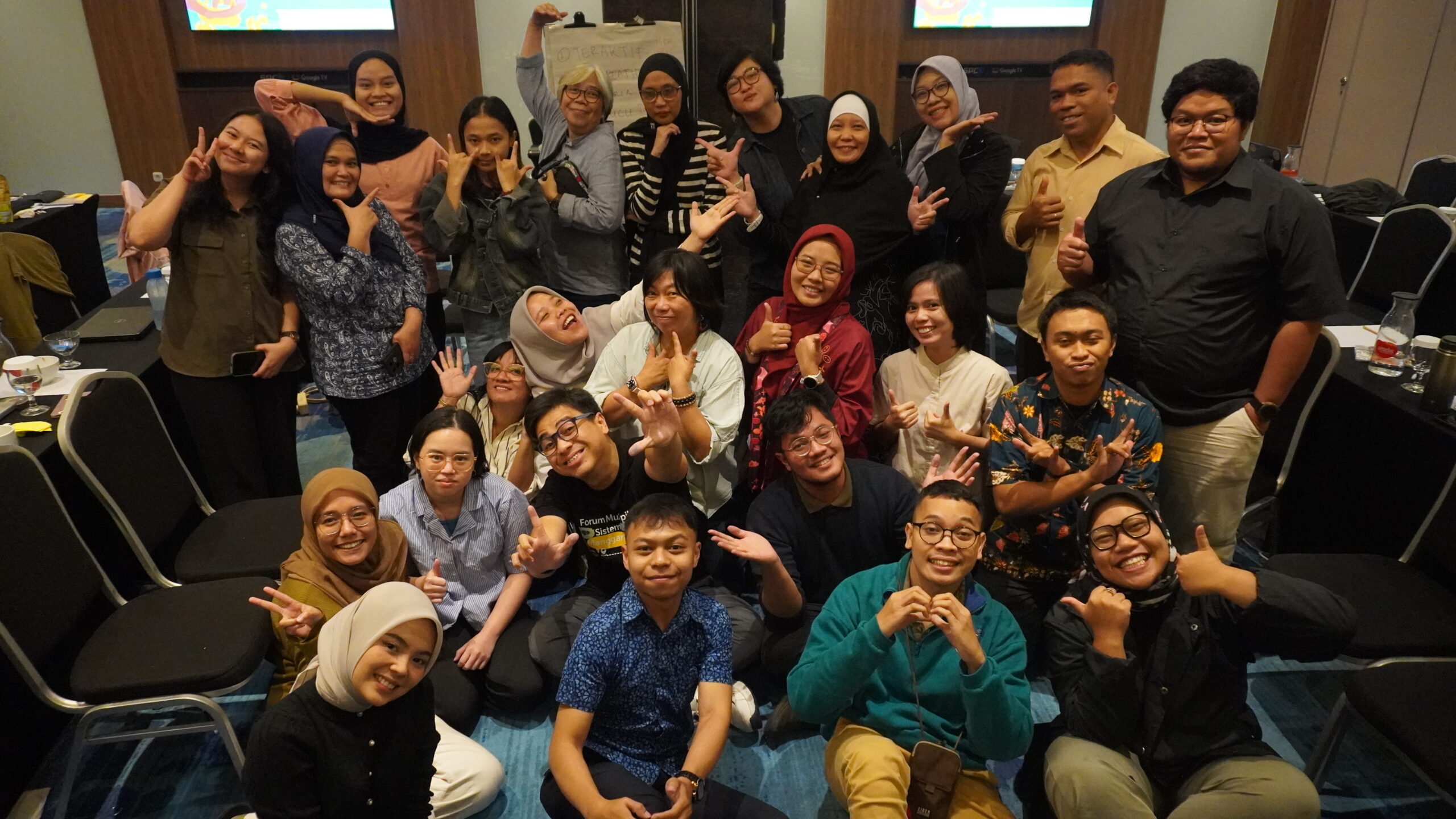 Coaching Clinic Gender Equality, Diversity, and Inclusion (GEDI) dan Gender Action Learning System (GALS) Urban Futures Indonesia di Bandung