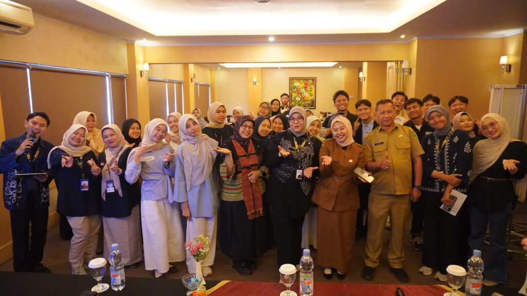 Pelatihan HHF dan Guru Soreang Her Way Program